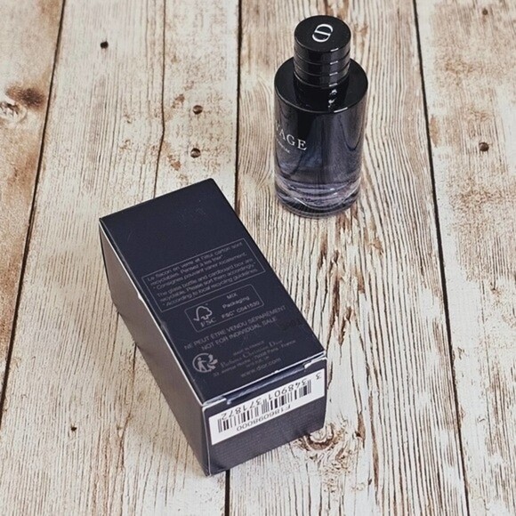 Dior Sauvage men's mini 10ml - Picture 3 of 3